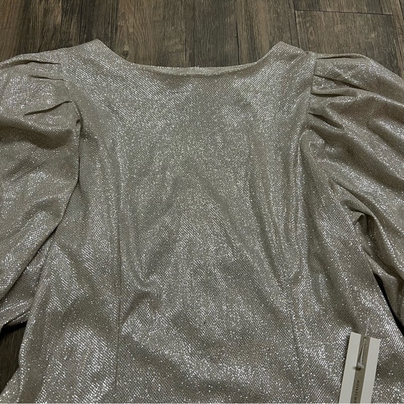 NWT Bloom Season Sparkly Long Puff Sleeve Button Back Christmas Top Holiday L - Picture 6 of 12